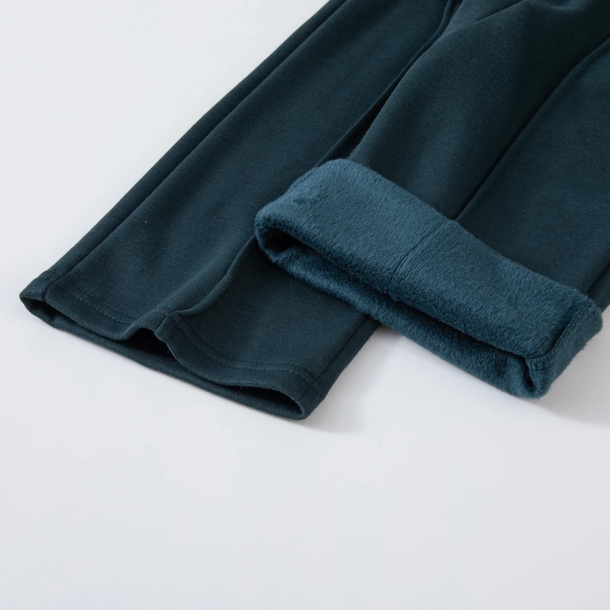 Mädchen-Strickset mit Fleece-Futter, 2-teilig, für Herbst und Winter, Rundhals-Oberteil mit langen Ärmeln und ausgestellte Hose, warmes Outfit für den täglichen Gebrauch, für Kinder. – Detail 25