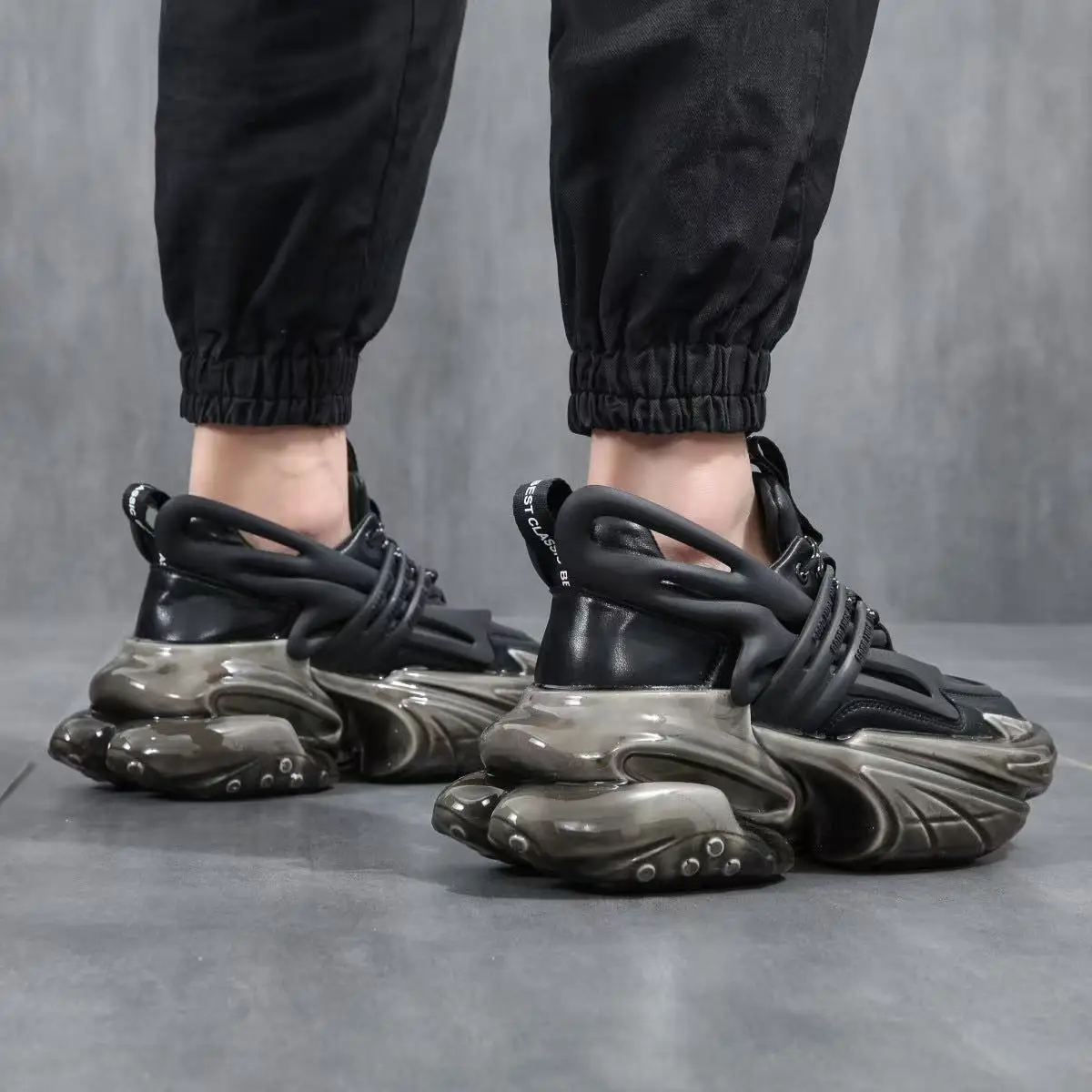 Mens Hiking Shoes Casual Lightweight Lace-up Walking Shoes Mens Outdoor Waterproof Camping Anti-slip Sneakers