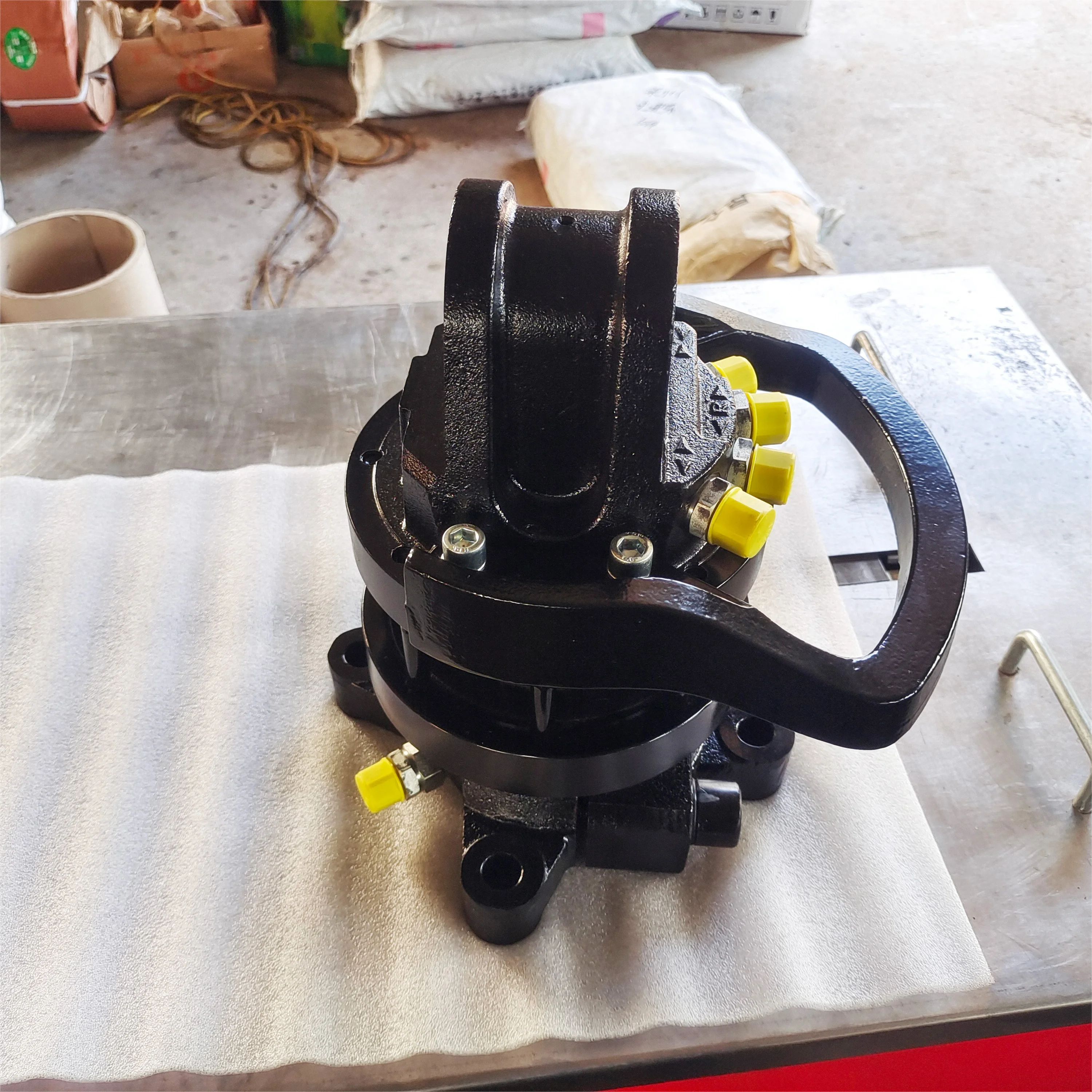 

Forklift Rotator 360 Degree Rotation GR40 Hydraulic Rotator For Excavator