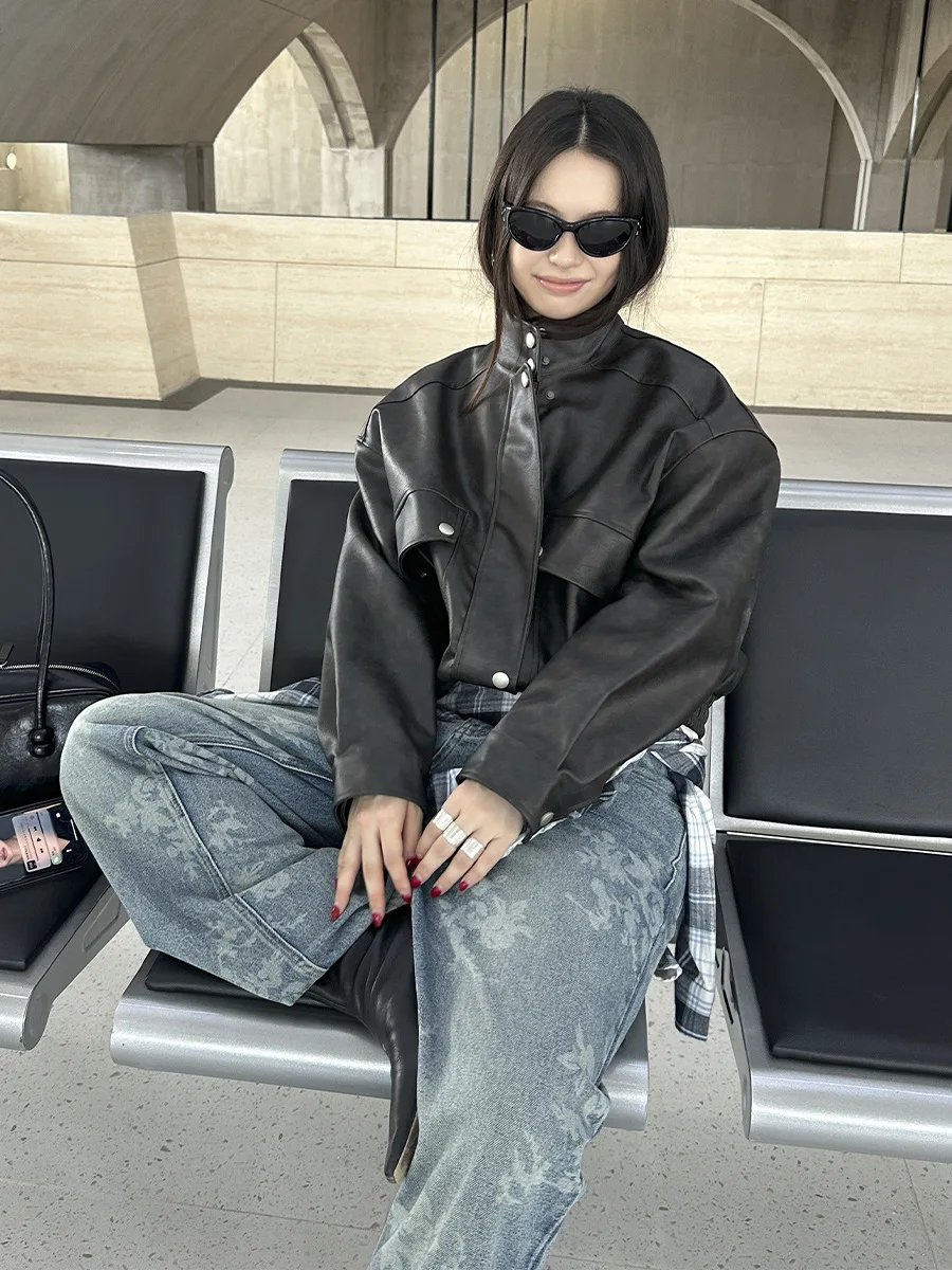 Sli Streetwear الأمريكية الرجعية Waed الوقوف طوق Jaet دراجة نارية Sle ort معطف جلد f عالية الياقة 24W367