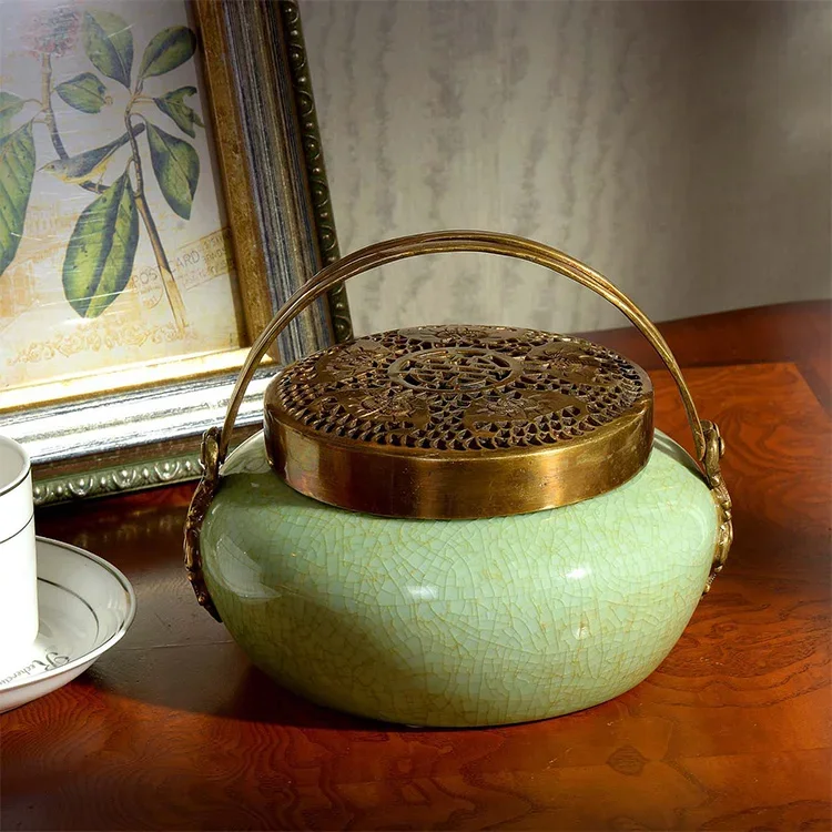 

Personalized Nordic Kerzenglaser Oval Green Incense Burner Modern Luxury Brass Candle Holder Stand Custom Ceramic Candle Jar