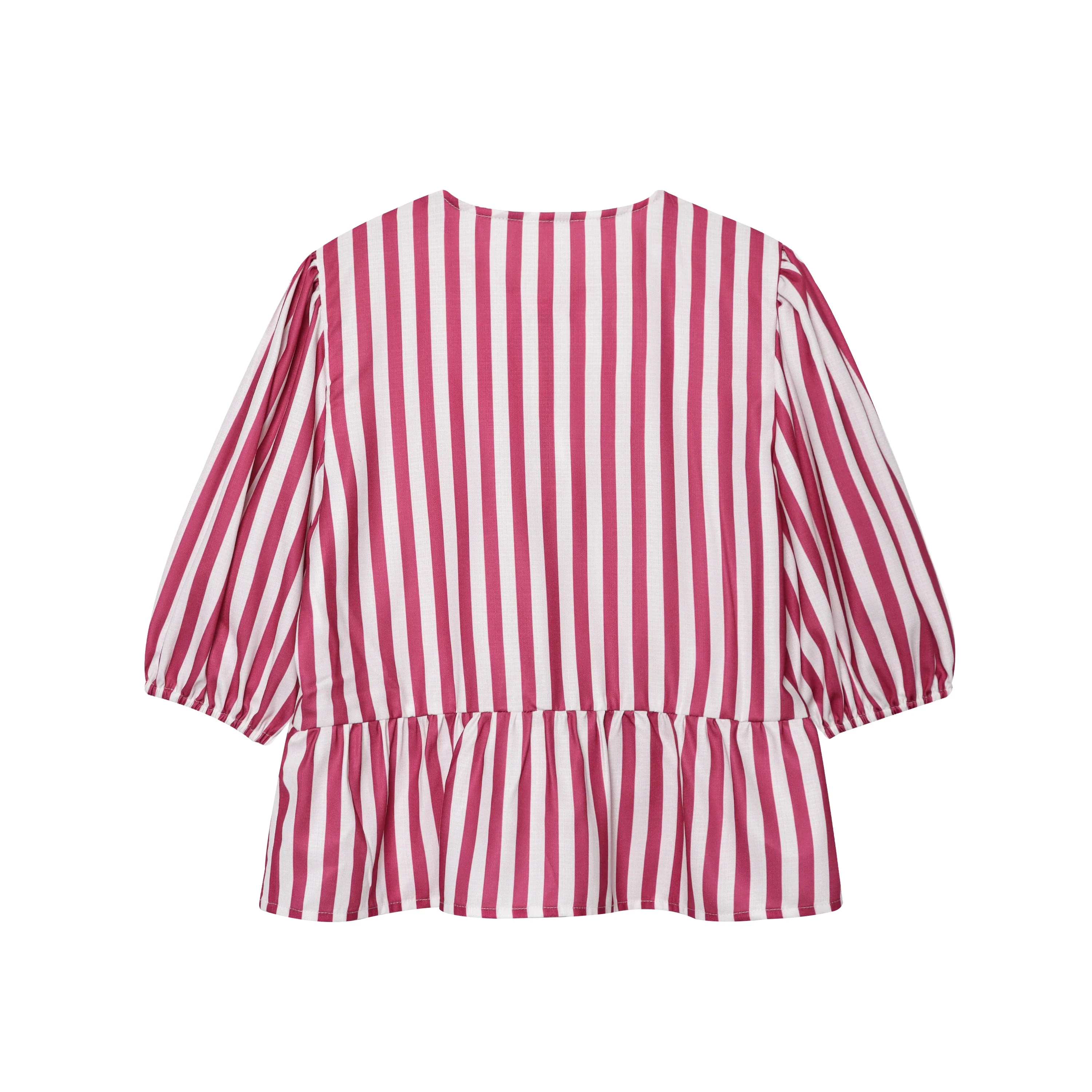 طقم شورت نسائي مكون من قطعتين مطبوع عليه مخطط حلو، بلوزة أنيقة بفيونكة مكشكشة، بدلة صيفية لقضاء العطلات على الشاطئ