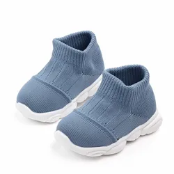 Ragazzi ragazze scarpe per bambini Fly Weaving Mesh Shoes traspirante antiscivolo scarpe da bambino primavera Casual Toddler Walking Shoes Sneakers