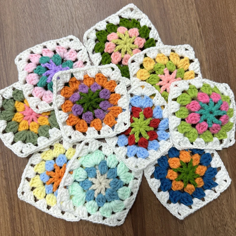 

DIY вязаные крючком салфетки цвета подставки квадратные коврики для стола рождественские украшения крючком подставка для чашки 10 см шерстяная нашивка для одежды 40 шт./лот