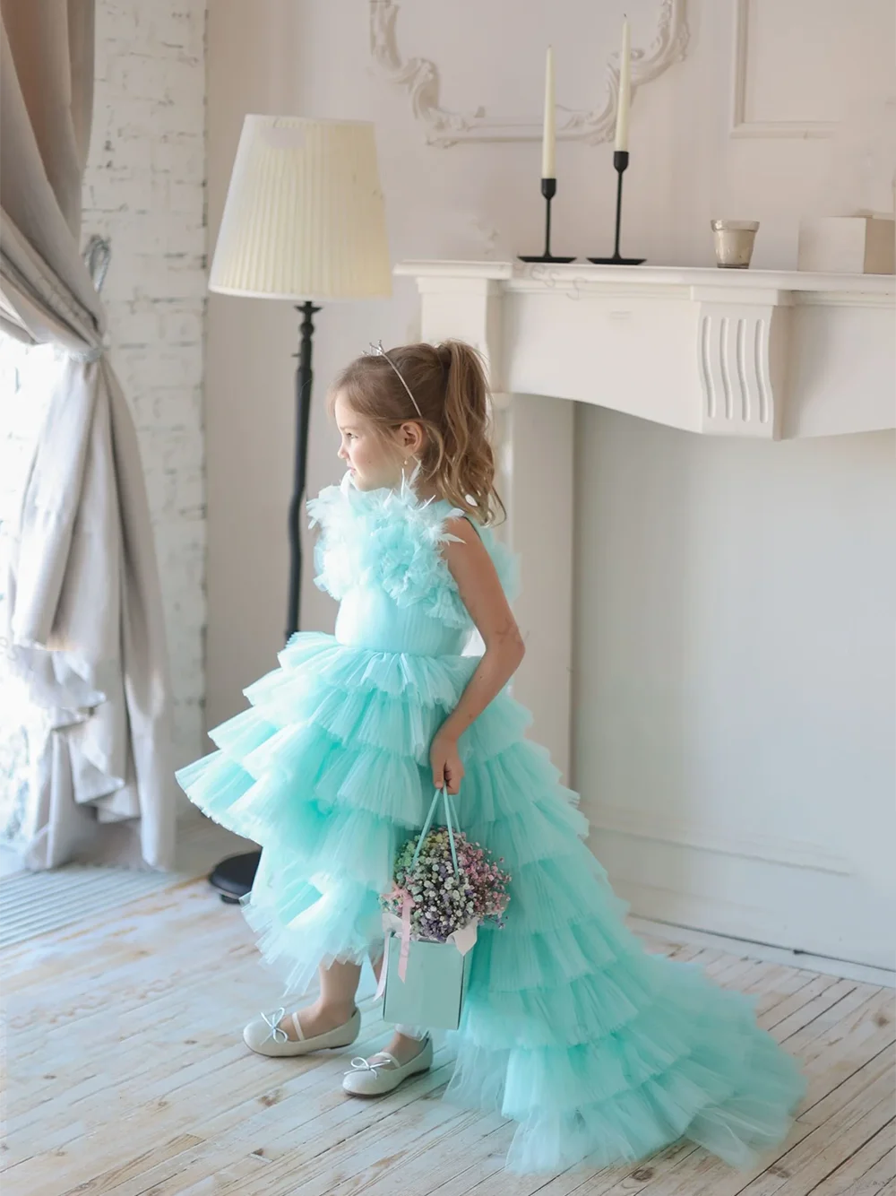 Elegante vestido da menina de flor em camadas tule sem mangas penas para o casamento princesa crianças eucaristia celebração vestido festa