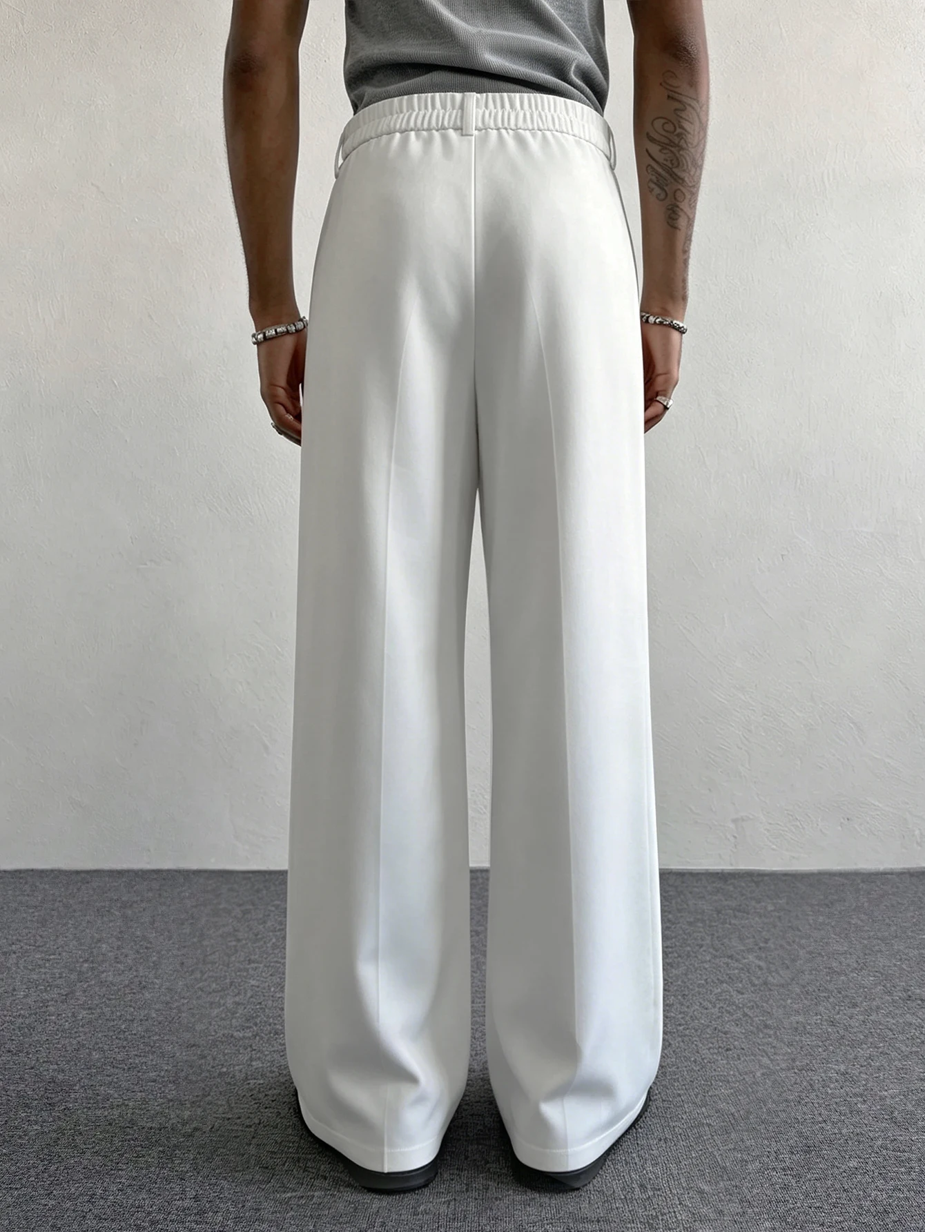 Autumn Spring Men Solid Woven Pleated Suit Trousers, Button Detail Loose Straight Leg, Draped Wrinkle‑Resistant, Business Casual