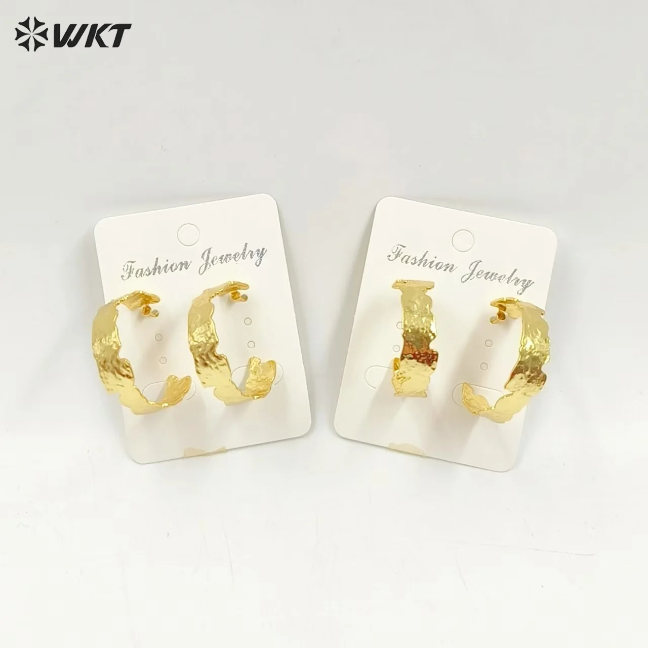 WT-E709 WKT 18k Real Gold Plated Resist Tarnishable Gold C Earrings Women Vehicle Style Big Metal Simple Decoration
