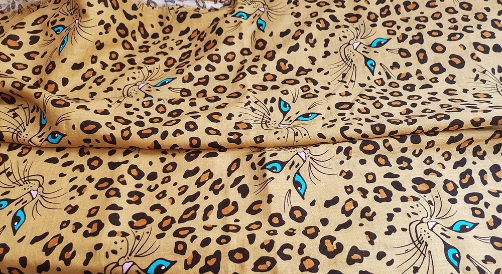 1 Meter x 1,45 Meter Afrika Brown Leopard Dress Material Stoff Dünne Baumwoll-Krepp-Gaze Nicht transparent – Detail 8
