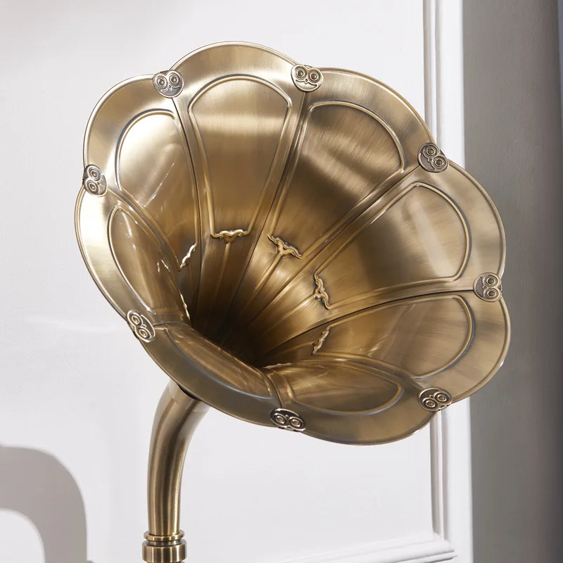 Vinyl SP1701 European Turbo Singing Arm Floor Type Retro Bluetooth Broadcasting Living Room Audio Phonograph