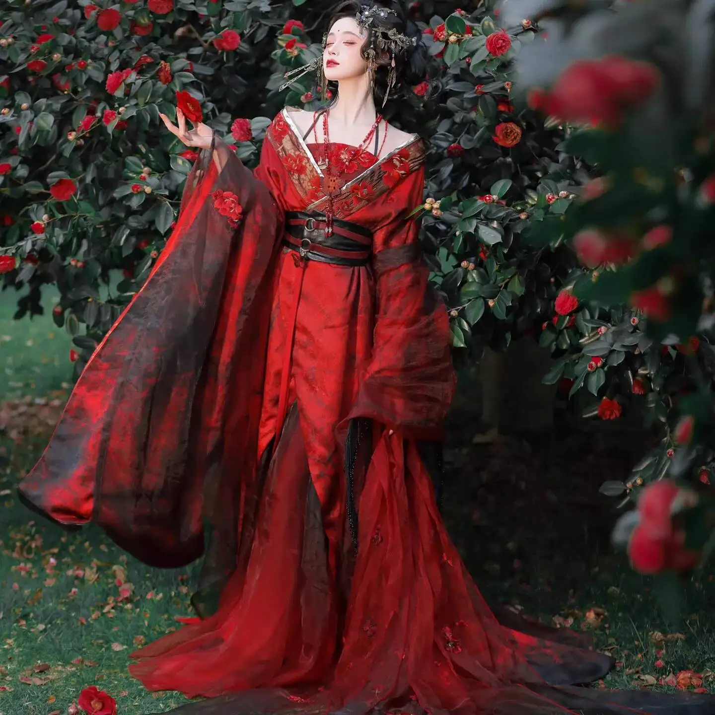 

New Model[datura]Red Hanfu Suit For Women, Ancient Style, Elaborate Embroidery, Warring States Period Robe, Fairy-style, Costume