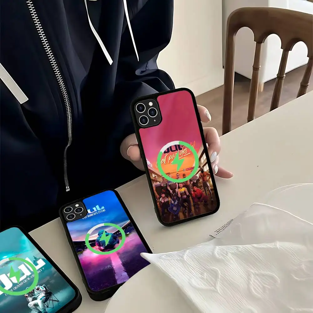 Rapper J-Jul C'est …