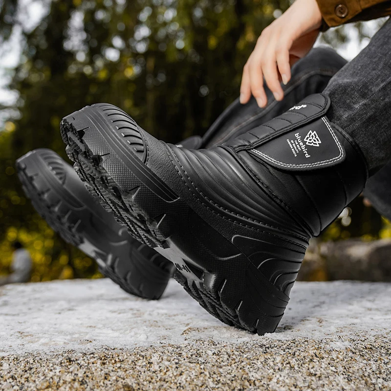 أحذية الثلوج الرجالية الشتوية الدافئة أفخم عارضة الأحذية لينة وحيد المضادة للانزلاق بالإضافة إلى حجم الأحذية في الهواء الطلق أزياء الشباب الراحة أحذية عالية أعلى