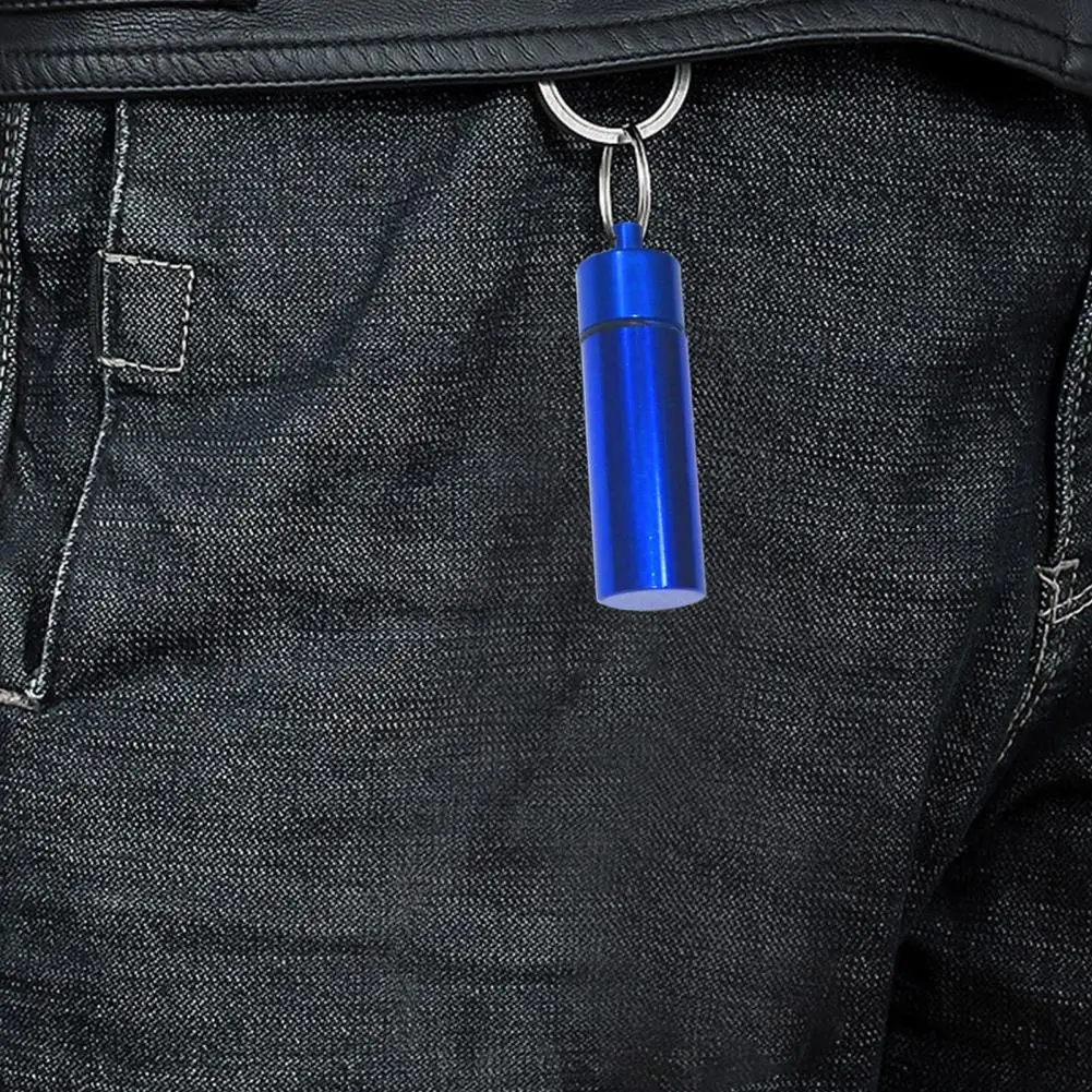Waterproof Keychain Container Sealed Jar Keychain Mini Waterproof Pill Storage Bottle Keychain Holder for Travel Portable Sealed