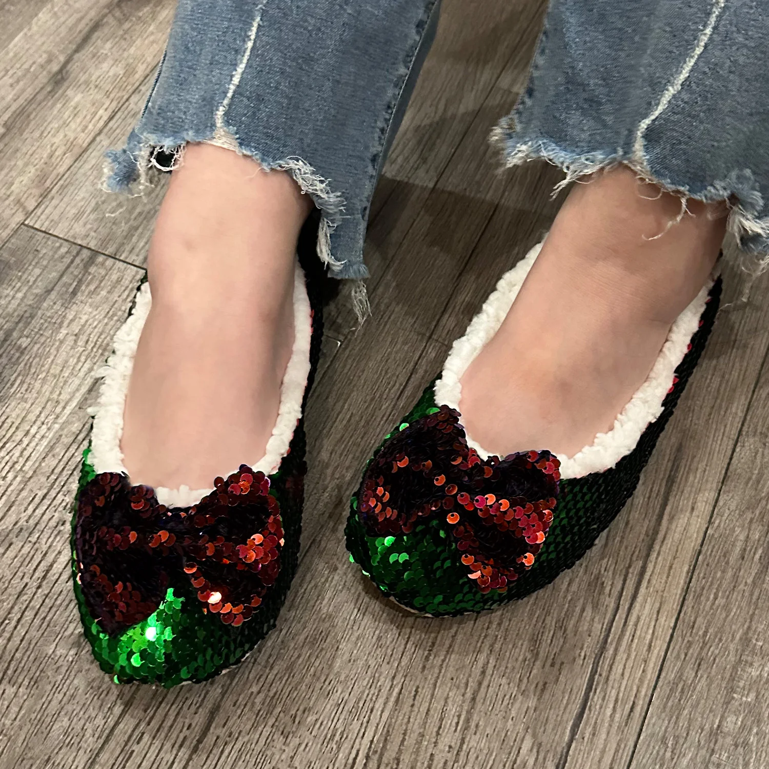 Womens Sequins Ballerina Ballet Flats, Paillettes Spangles Decor Indoor Slip On Shoes, 2 Reversible Colors Red & Green