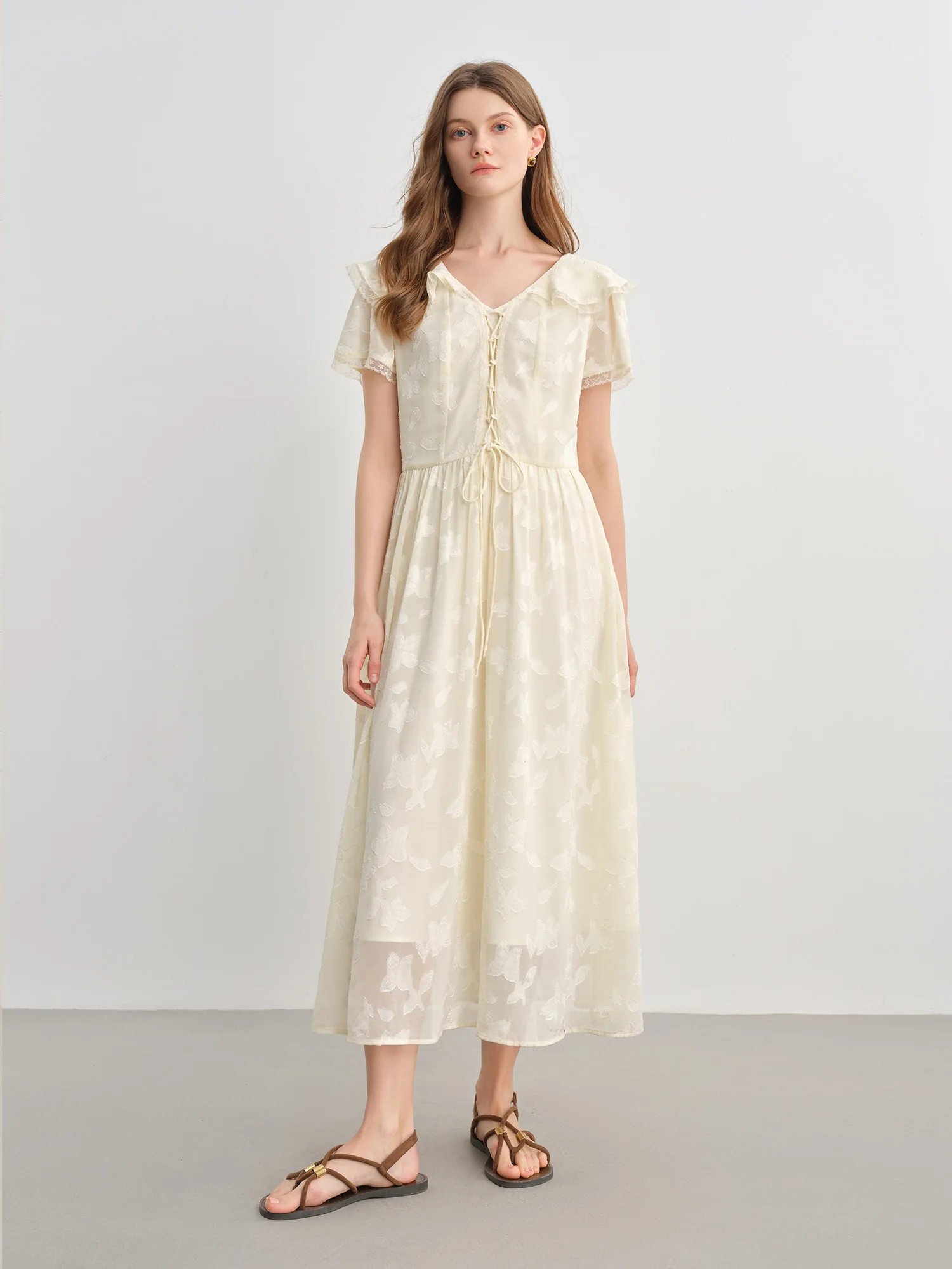 DUSHU Plus-Size Women Summer 2025 New Arrival  Elegant Ruffled Collar Jacquard V-Neck Romantic Fitted Waist Long Dress 25DS82753