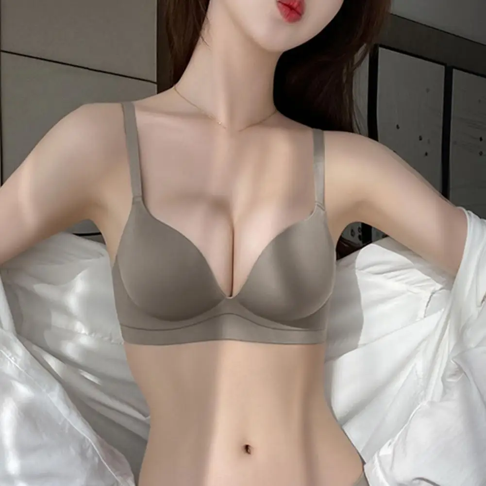 Comfortable Push-up Bra Women’s Wireless Push-up Bra Supportive Bralette Lightly Lined Full Coverage Bra for Everyday Comfort