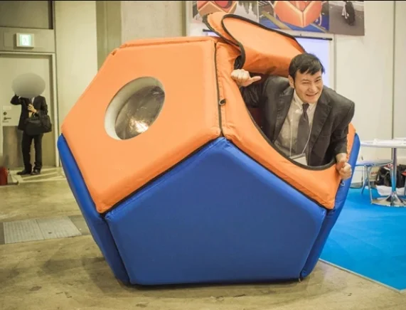 Inflatable Tsunami Life Raft Water Rescue Equipment with Over 500kg Capacity 5-10 Passengers Customizable Size & Color