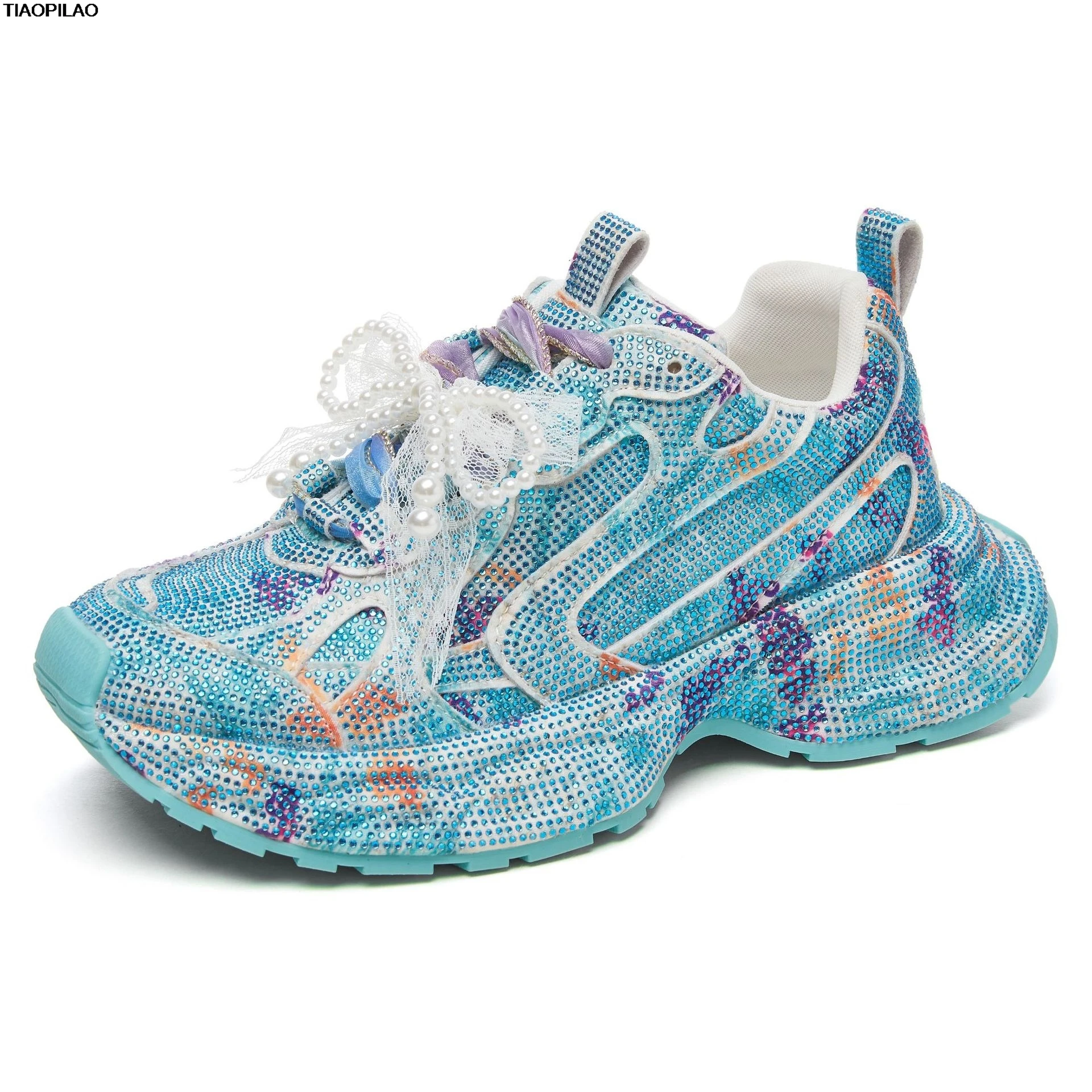 مصمم منصة كريستال المرأة أحذية مكتنزة ربيع الخريف عارضة اللؤلؤ سميكة سوليد السيدات أحذية رياضية عالية الجودة أحذية نسائية