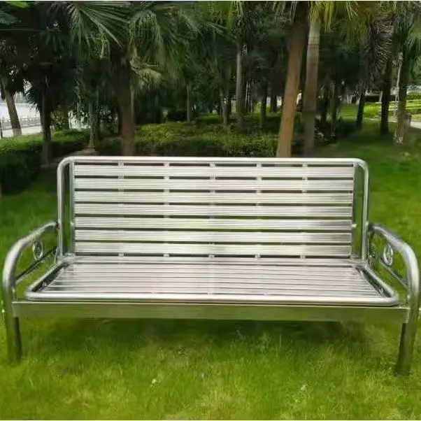 Close-up of the stainless steel frame and mechanism