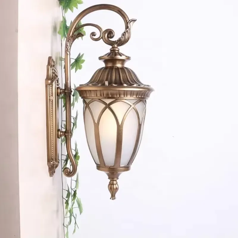 Antique Square Aluminum Black Polycarbonate Diffuser Waterproof Outdoor LED Garden Wall Light