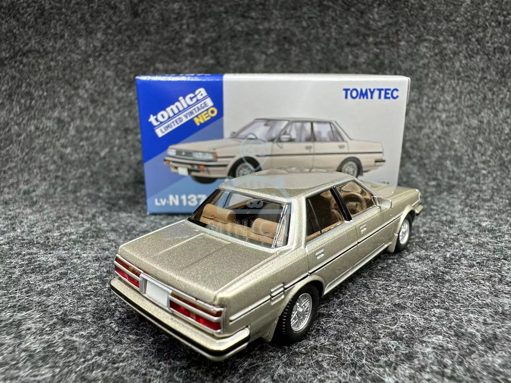 2405 Tomytec TLV 1/64  LV-N137c cresta CSL Twin Cam 24 creamy white gold 1986 Die-cast Alloy Car Model Collection Display Gift