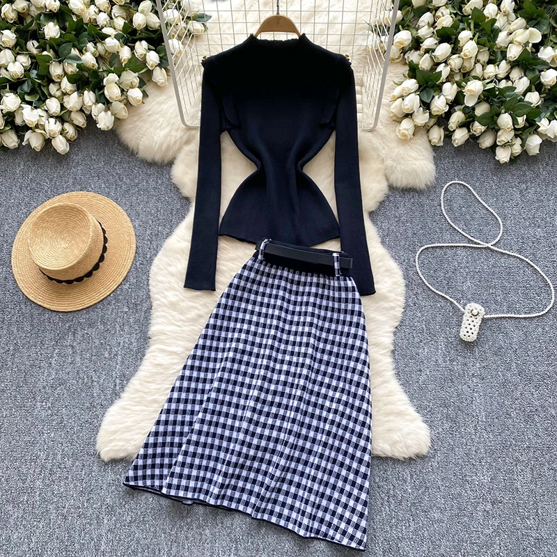 Autumn and Winter Sweater Skirt Set for Women Knitted Sweater Metal Buckle Slim Fit Knit Sweater and a High Waisted Plaid Skirt