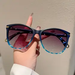KAMMPT Oversized Round Sunglasses for Women 2024 New in Multicolor Rim Gradient Dark Glasses Fashion Vintage Travelling Shades
