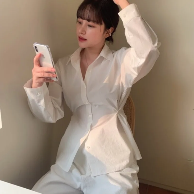 المرأة عارضة أنيقة irt الكورية Sle الجانب زر الخصر Cinching متعرج تصميم لون نقي أعلى تنفس ألياف البوليستر