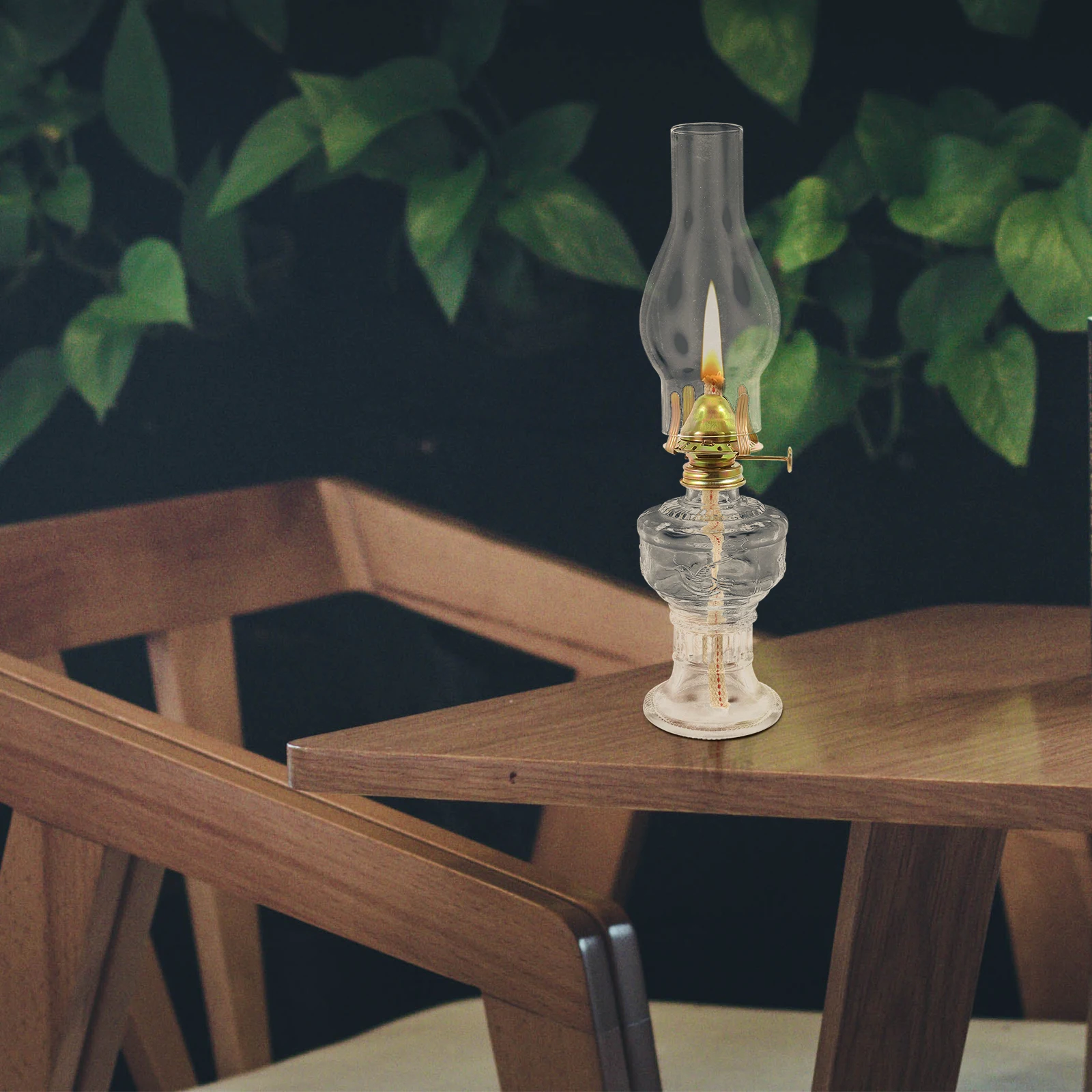 

1Pcs Vintage Lamp Style Glass Oil Lamp Decorative Home Desktop Emergency Lighting Retro Glass Oil Lantern