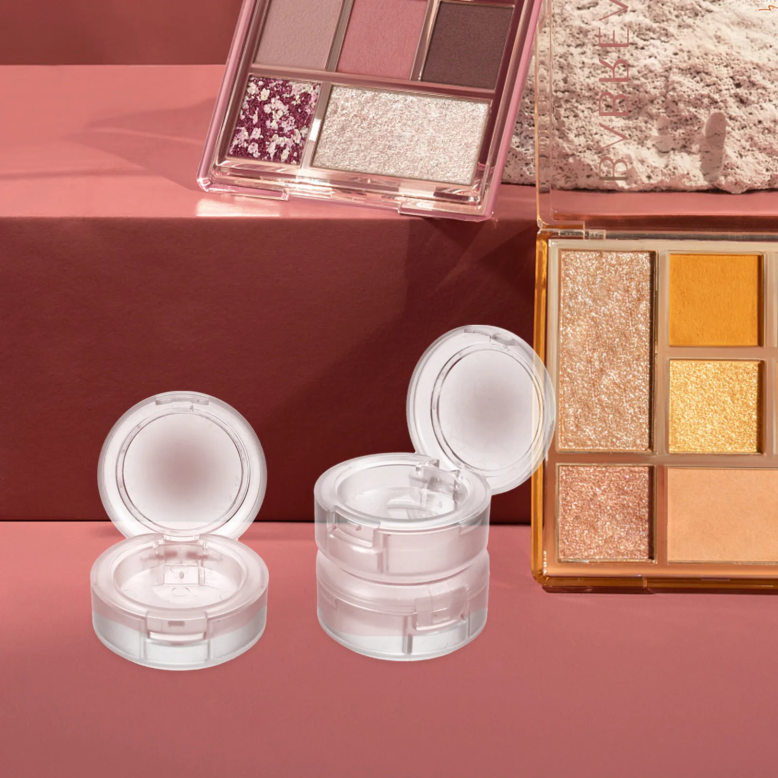 4 palette di ombretti in plast - Eyeshadow Palette recensione e prezzo