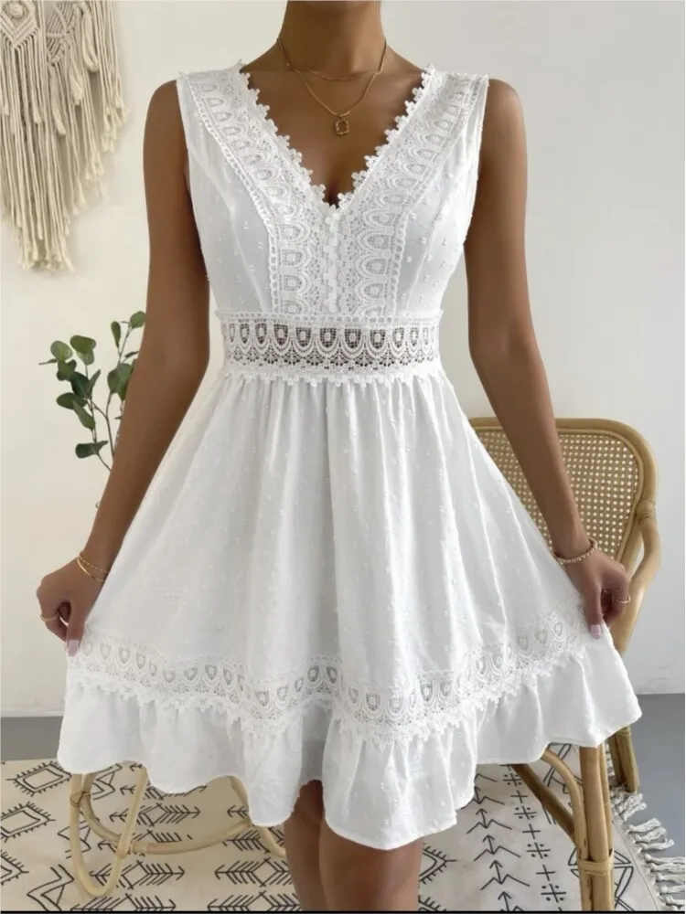 

Summer Fashion Sexy V-neck Sleeveless Lace Mini Dress Women Casual Backless Patchwork Sundress Lace Up Dresses For Women Robe