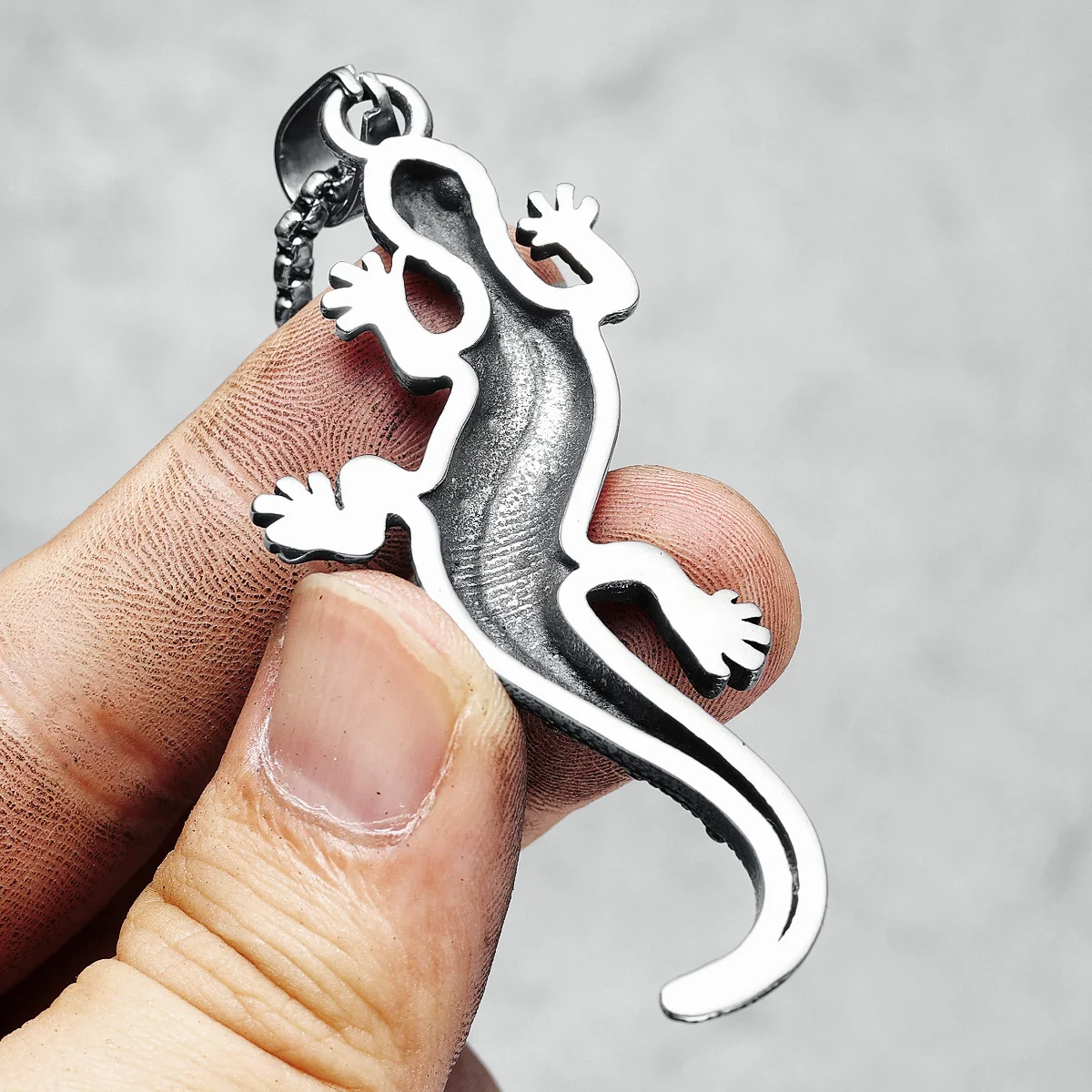 Gecko Lizard Necklaces 316L Stainless Steel Retro Men Pendants Chain Rock Punk Party for Friend Male Jewelry Amulet Best Gift