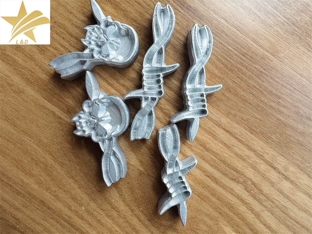 

3D American Thorn Skull Leather Stamp Carving Tool, Aluminum Alloy Leather Carving Stamp Hot Stamping Pressing Custom Logo Craft