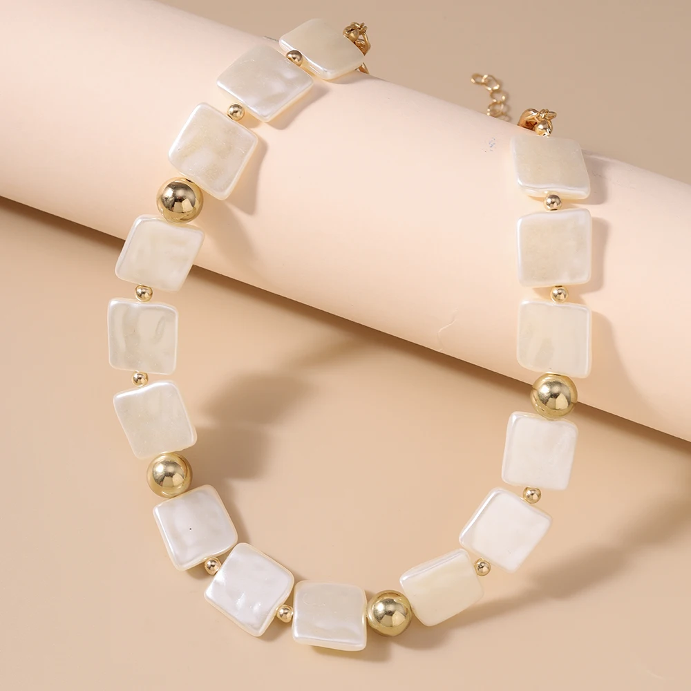 Aihua Boho Vintage Muschel-Anhänger-Halskette für Damen, modisch, barock, geometrisch, natürliche Muschel, weiße Perlenkette, Party-Schmuck – Detail 3