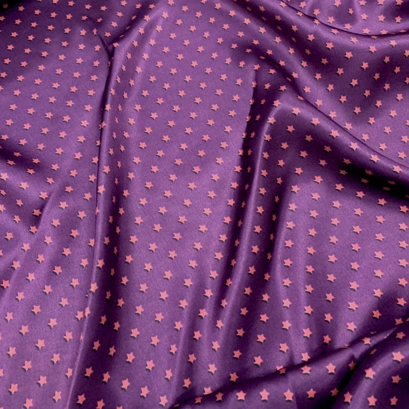 

1 метр, 100% шелк шелковицы, 16 шелковых тканей Momme Charmeuse с принтом фиолетовых звезд, 114 см, ширина 44 дюйма по дворам JX010