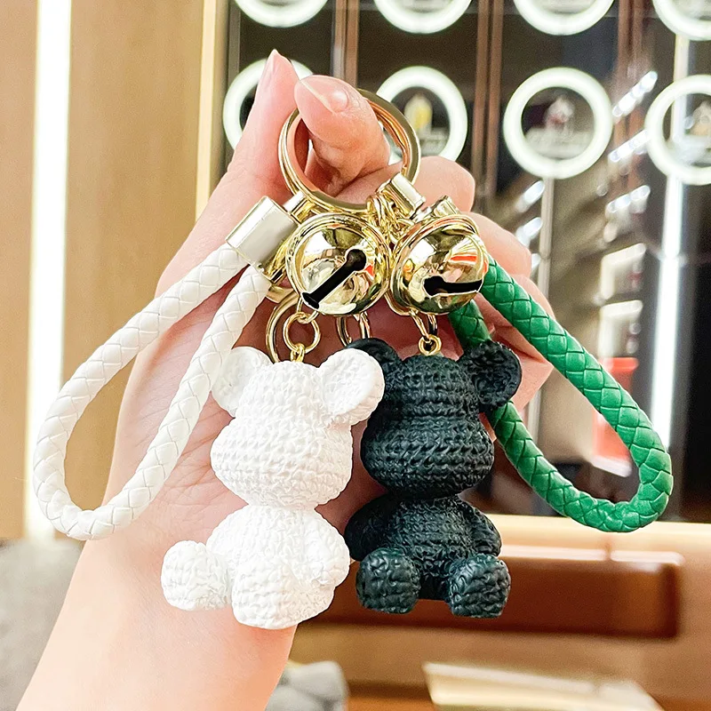 

miniso Sitting plush bear keychain car pendant, exquisite and cute couple bag pendant
