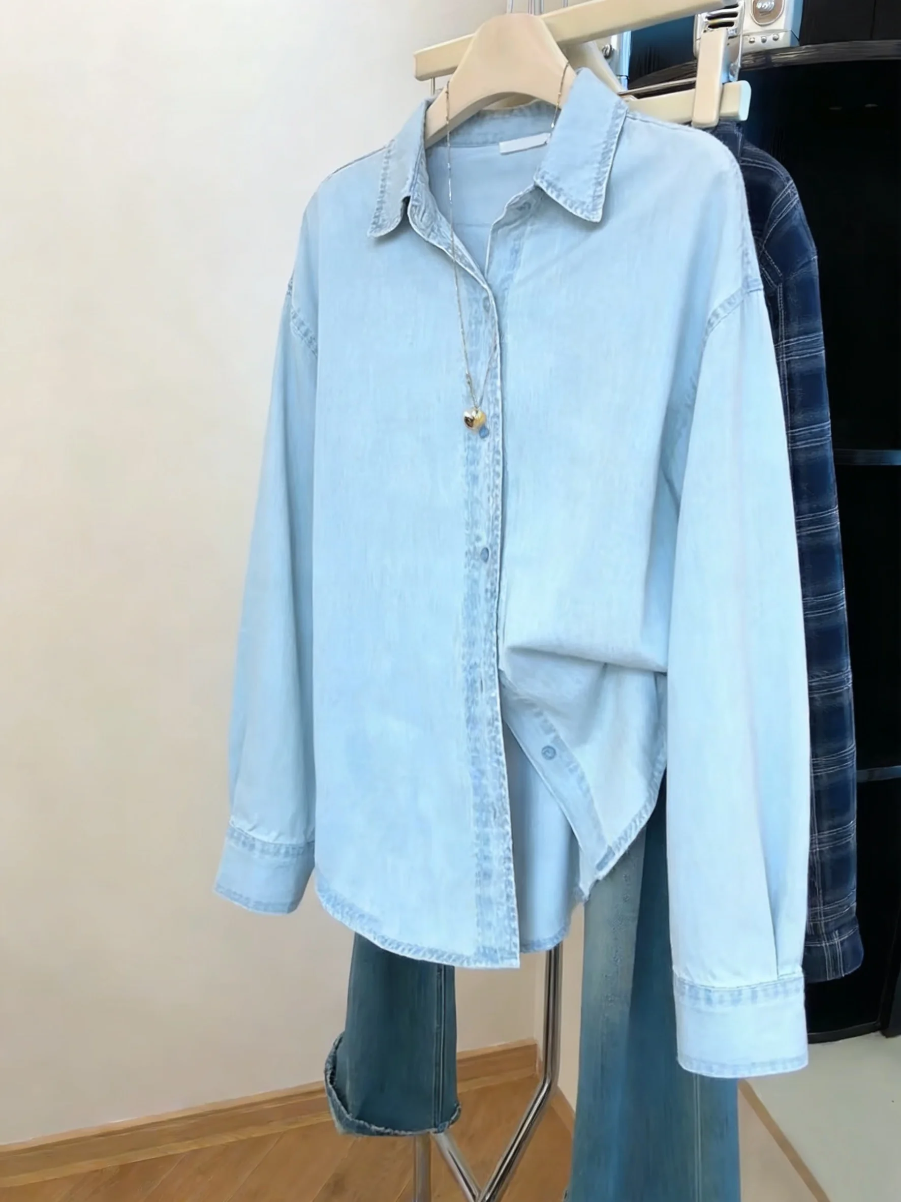 

Faionable Light Blue Button up Loose Women's irt Casual Sle Long Sve Turn down Collar Spring Autumn Korean Lazy Sl...