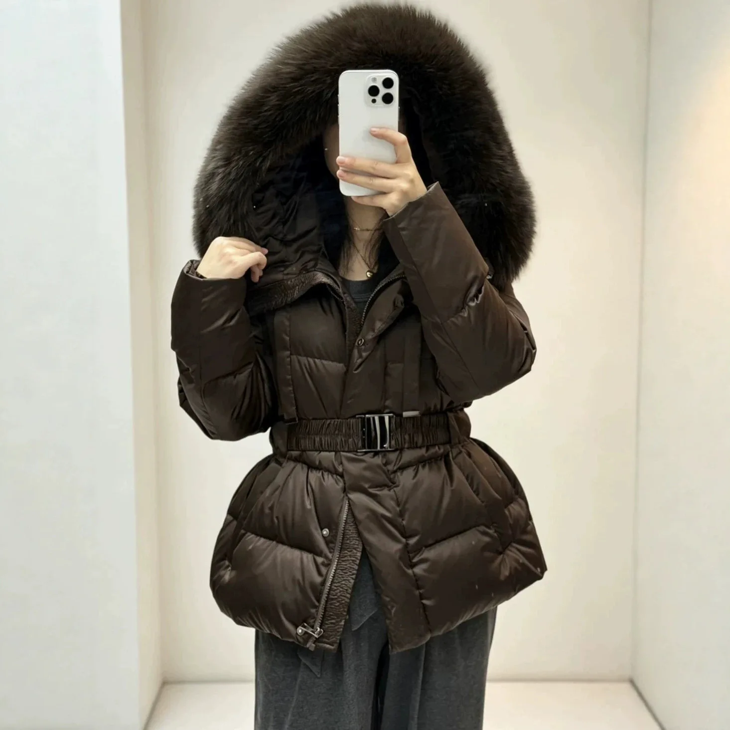 2026 European Winter New Women's Down Jacket Commuter Hooded Fox Fur Windproof Jacket