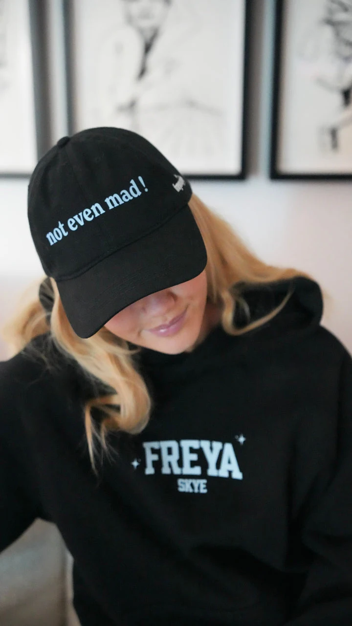 Freya Skye Hoodie Women Fleece Warm World Trour Oversized Y2k Sweatshirt Autumn Winter Thick Soft Pullover Female Male Clothing