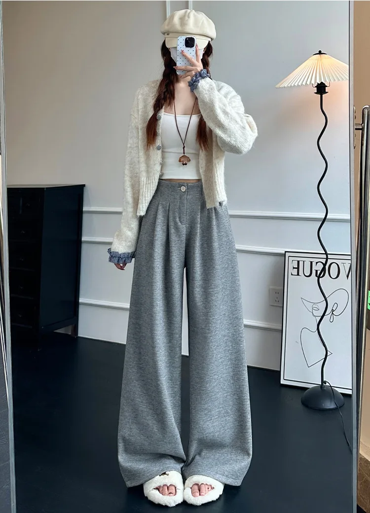 

Grey Suit Wide-Leg Trousers for Women Elegant Slimming Fit with Soft Drape Relaxed Silhouette Soft and Warm Style