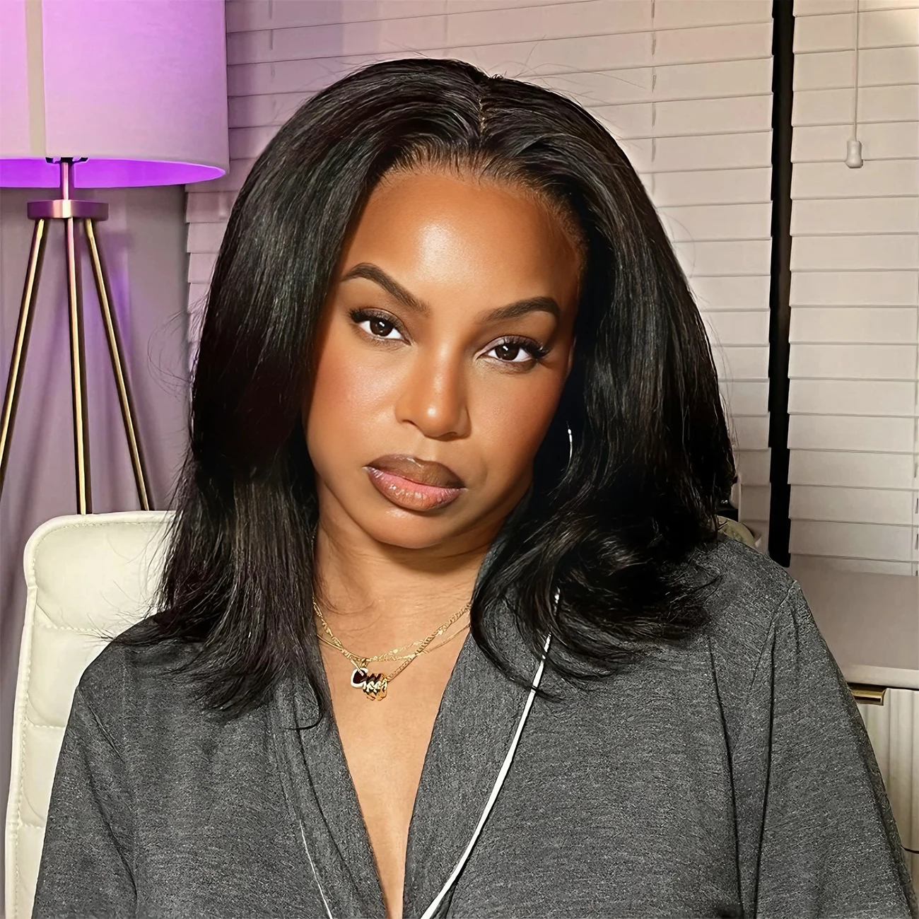 

Натуральные прямые парики из человеческих волос с кружевной вставкой 13x4, натурального цвета, модель боб, для женщин.