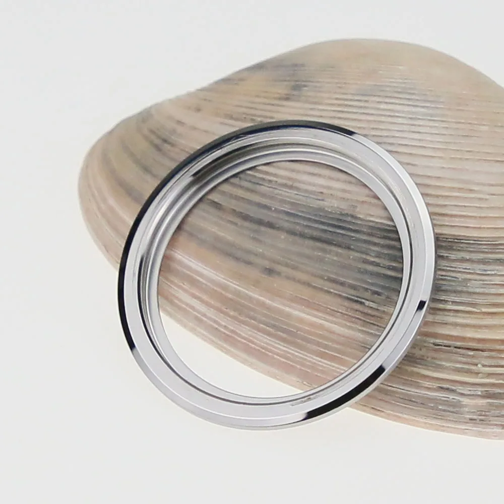 ساعة SKX007 من الفولاذ المقاوم للصدأ 316L بإطار مسطح رفيع ونحيف ثابت مع زجاج الياقوت المسطح