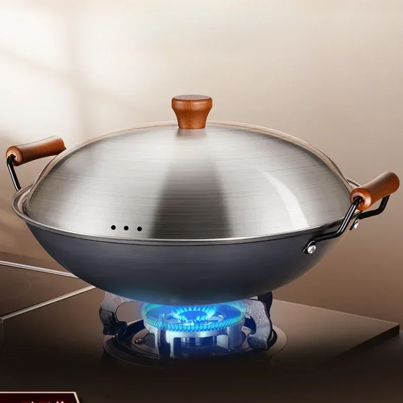 Promotion 36-40cm Cooked Iron Frying Pan Large Household Kitchen Uncoated Two Ear Anti Scald Handle Gas Stove Woks with Cover