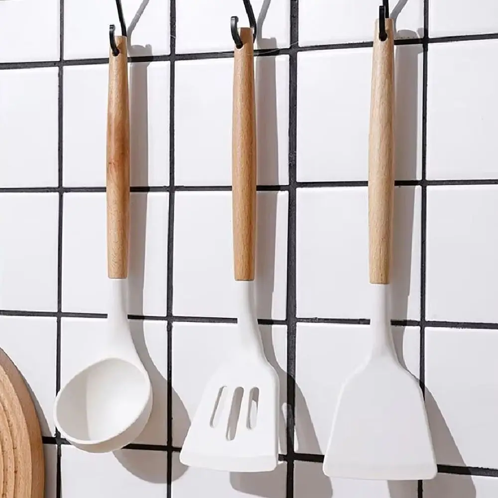 

3Pcs Non-slip Silicone Spoon Shovel Heat Resistant Wooden Handle Non-Stick Spatula Hanging Beige Pot Spatula Set Household