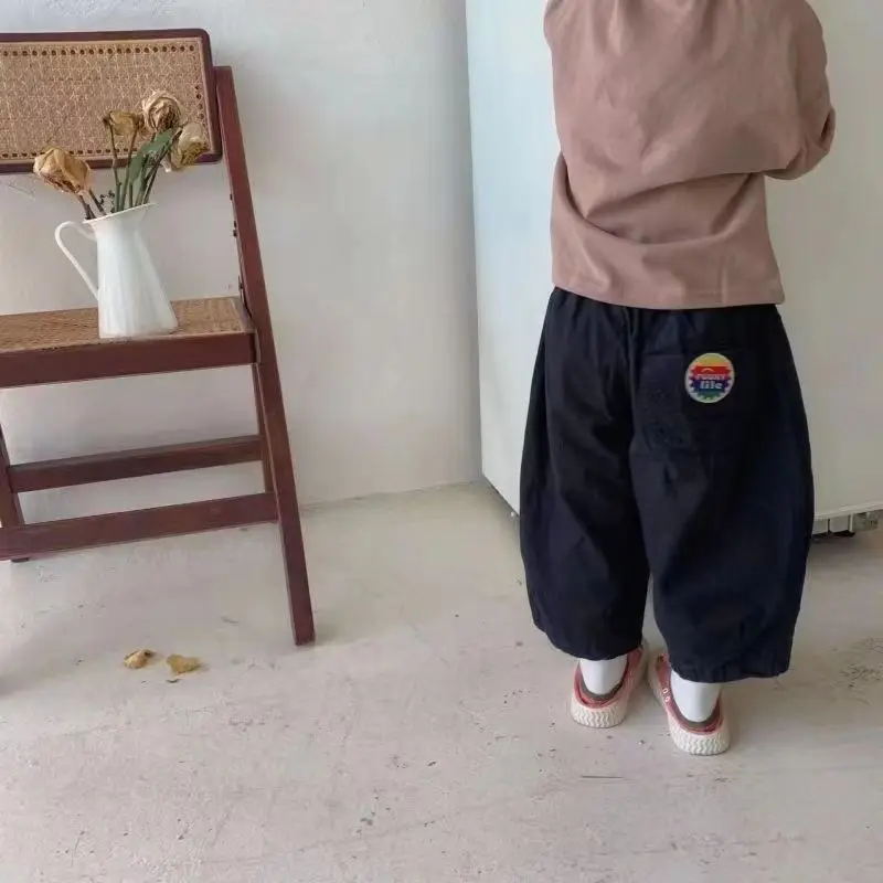 Kinder weitb einige Hosen koreanische Jungen lose Hosen Herbst 2024 neue Mode alle passen Baby Mädchen Freizeit hose Hose