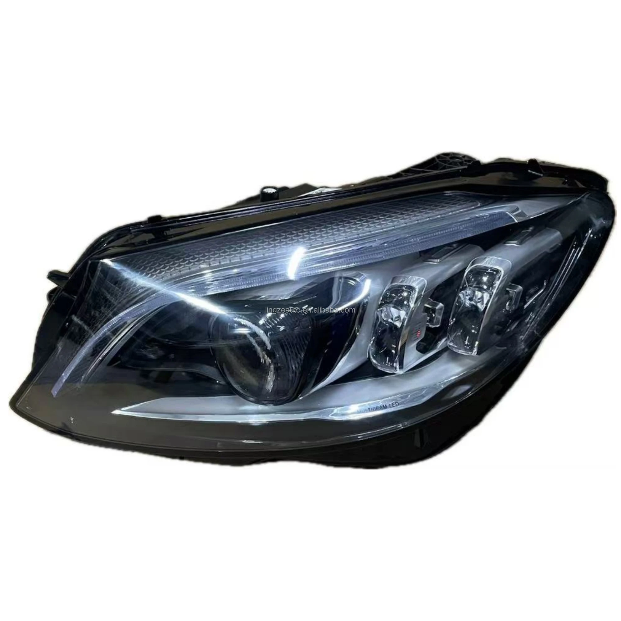 

Подходит для фар Mercedes-Benz C-класса 2019-2021, фары Benz W205, новые фары W205 с многофункциональными светодиодными лампами, высокая комплектация.