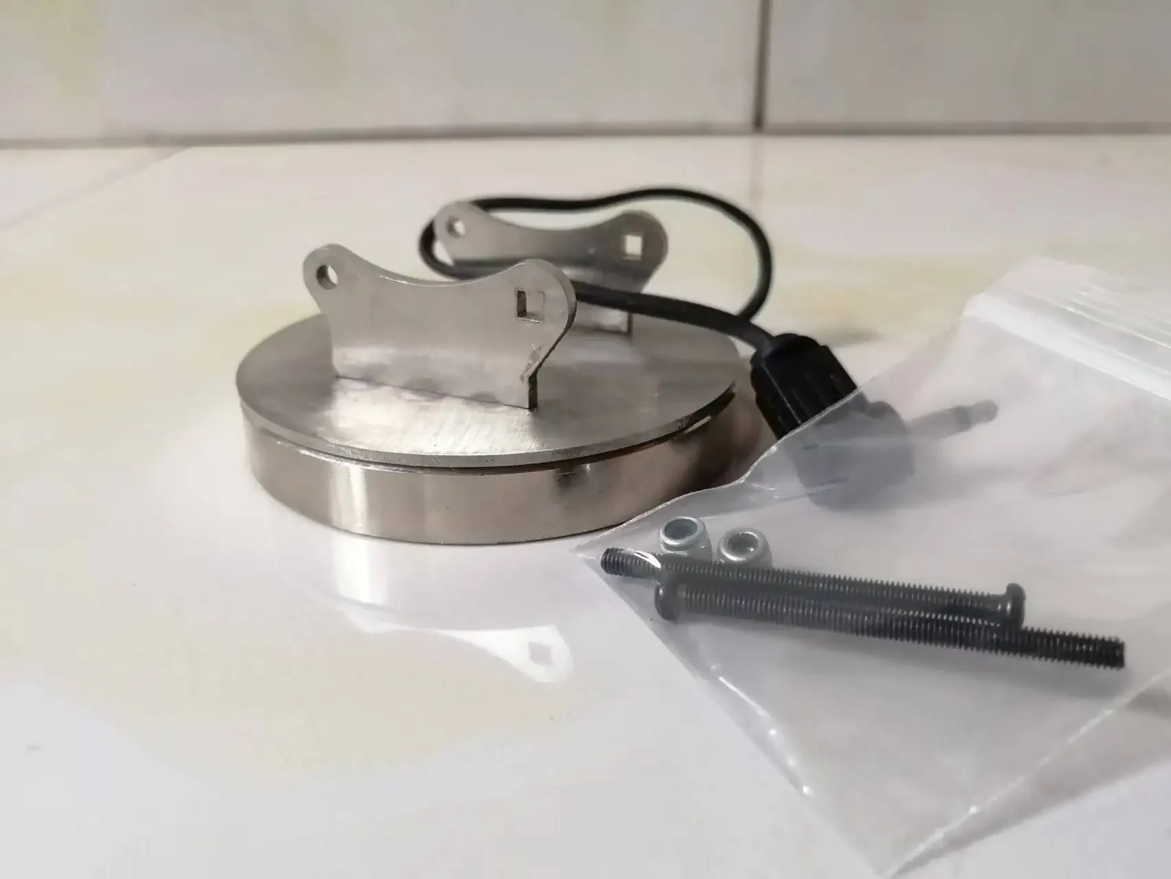 수정 전기 빨판 원격 제어 굴삭기 합금 장난감 액세서리 HUINA 560-571-592-593-594-580