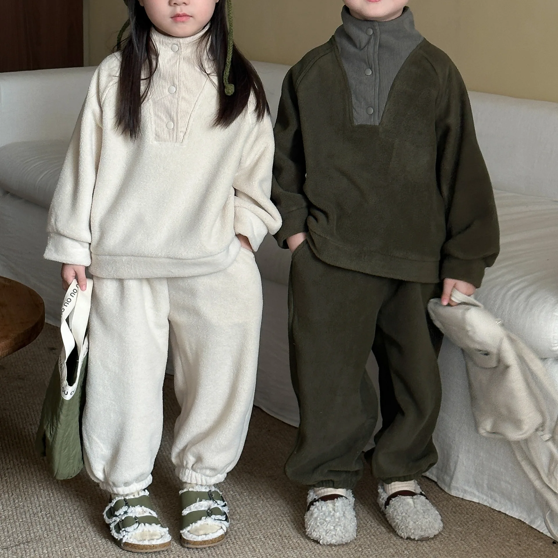 

Autumn and Winter Two-piece Set Exquisite 2025 New Baby Casual Sweatshirt Kids Fleece Suit Plus Velvet Boys and Girls Sports