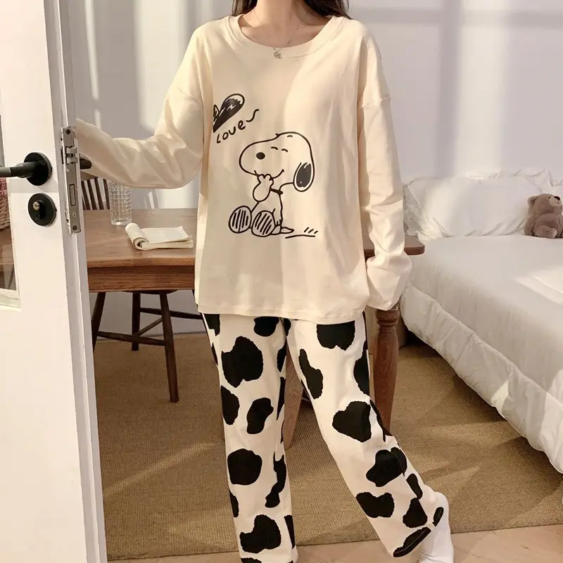 Snoopy Pochacco Fun and Creative Cute Cartoon Pattern Printed Long Sleeve Round Neck Pajamas Home Clothes Set with Chest Pad