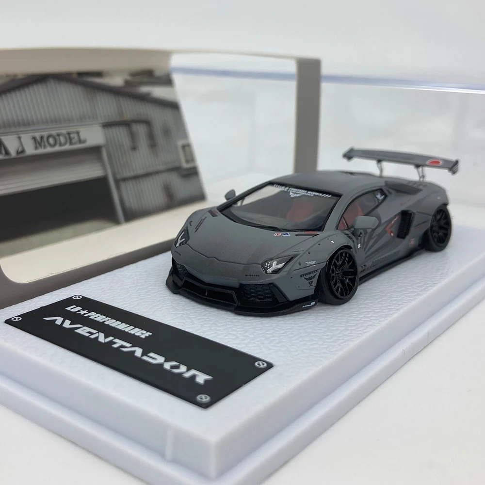 

MJ 1:64 Aventador LP700 Battle Grey Resin Car Model